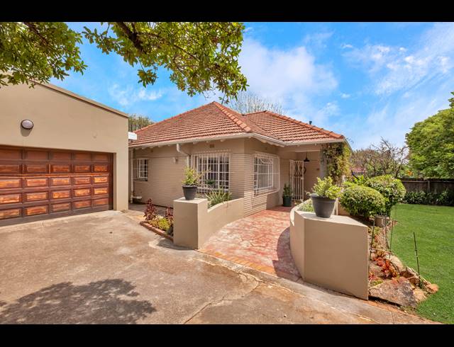 3 BEDROOM HOUSE FOR SALE IN LINDEN